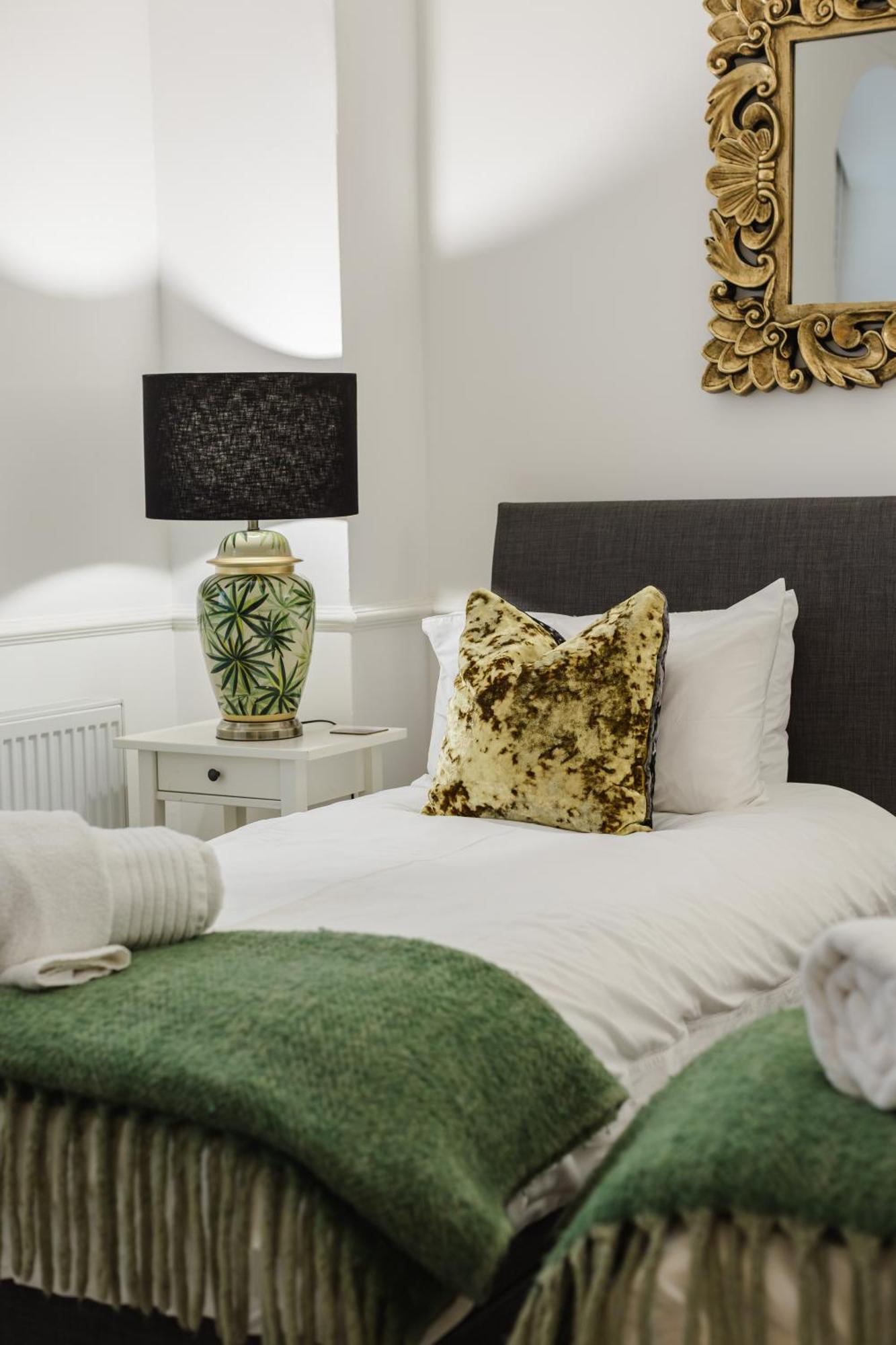 Olive Tree Apartment Hove 외부 사진